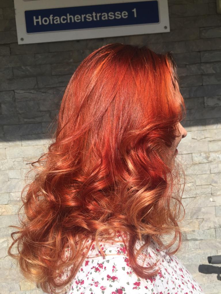 farbige Lockenpracht